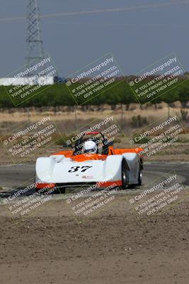 media/Apr-30-2022-CalClub SCCA (Sat) [[98b58ad398]]/Group 3/Race (Grapevine)/